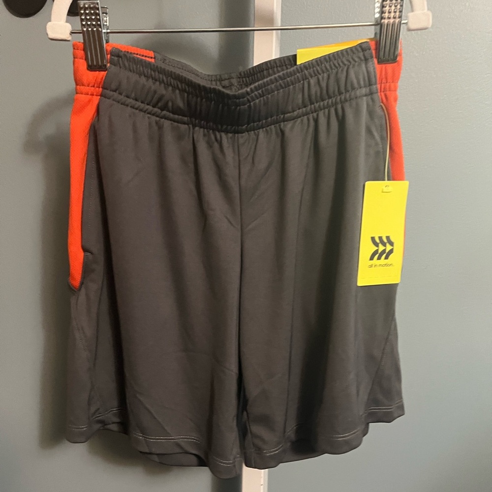 🇺🇸$5🇺🇸 All in Motion Athletic Training Shorts in Gray with Orange Trim NWT  6-7